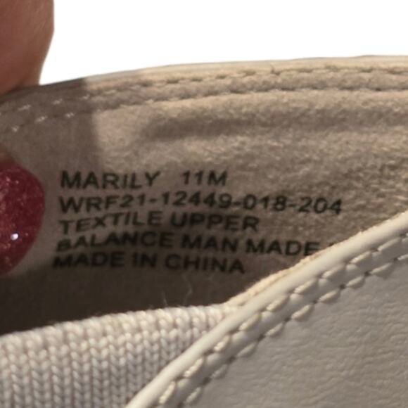 Baretraps Marirly Grey Comfy Cushioned Flats Shoes Women's Size 11 - Picture 5 of 6